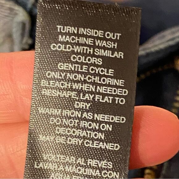 White House Black Market Skinny Ankle Capris Size 2 Petite Embroidered Mid Rise - Picture 8 of 8